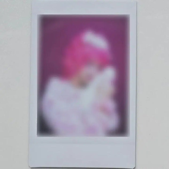 [BUNJANG] XLov Rui Pajama Polaroid Photocard / XLOV RUI 엑스러브 루이 251220 음악중심 일일팬매 폴라로이드 삡 Biii:-P 파자마착장