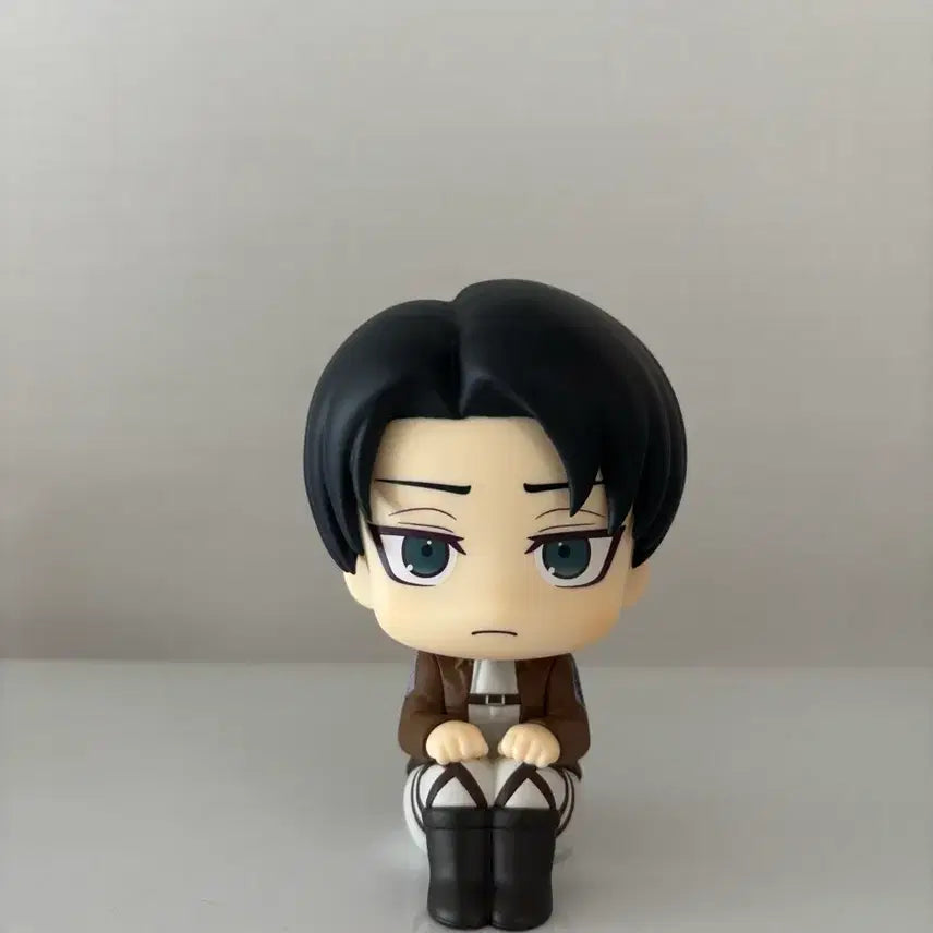 [BUNJANG] Attack on Titan Levi Look Up Figure / 진격의 거인 리바이 룩업