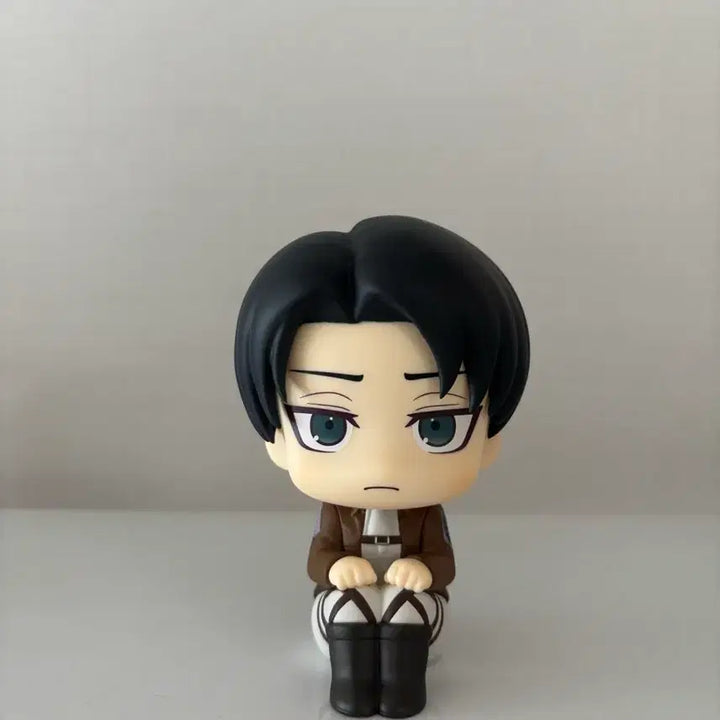 [BUNJANG] Attack on Titan Levi Look Up Figure / 진격의 거인 리바이 룩업