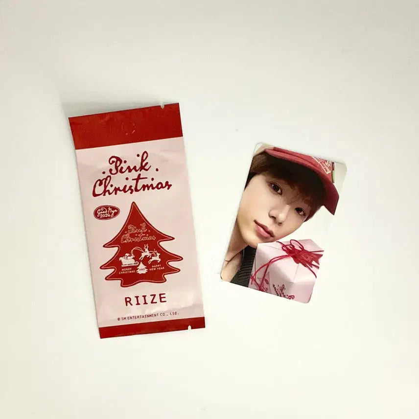 [BUNJANG] RIIZE Shotaro 2024 Pink Christmas Photocard / 라이즈 쇼타로 2024 핑크 크리스마스 포토카드 포카1 RIIZE SHOTARO 2024 PINK CHRISTMAS PHOTOCARD 1