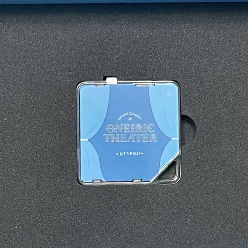 [BUNJANG] IZ*ONE Oneiric Theater DVD Unsealed / 아이즈원 oneiric theater dvd 개봉