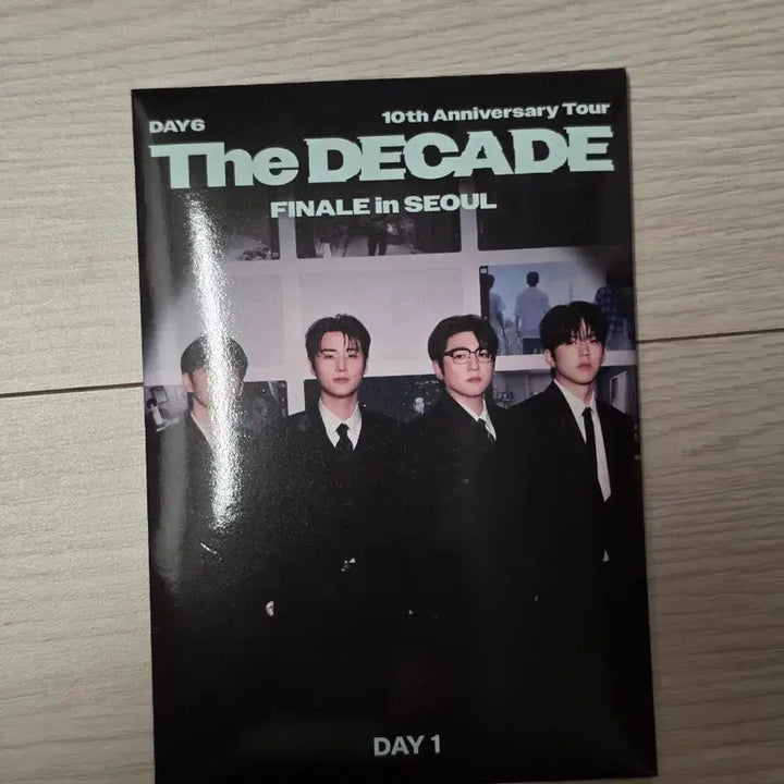 [BUNJANG] DAY6 The DECADE FINALE in SEOUL 10th Anniversary Tour Photocard Set (Sealed) / DAY6 The DECADE FINALE in SEOUL 10주년 기념 투어 굿즈