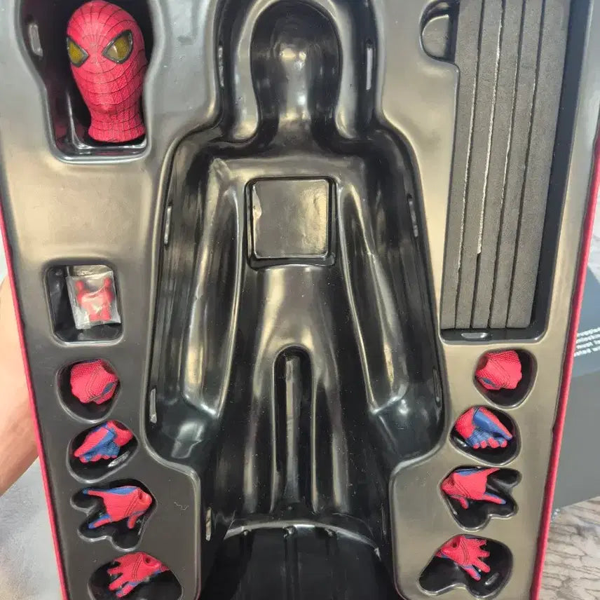 [BUNJANG] Hot Toys Amazing Spider-Man 1 (Used Condition) / 핫토이 어메이징스파이더맨1 (세월감있음)