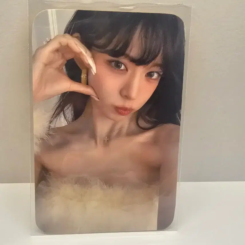 [BUNJANG] fromis_9 Lee Chaeyoung Hayangeurium Mini Fanmeeting Photocard / 프로미스나인 이채영 포카 하얀그리움 미팬
