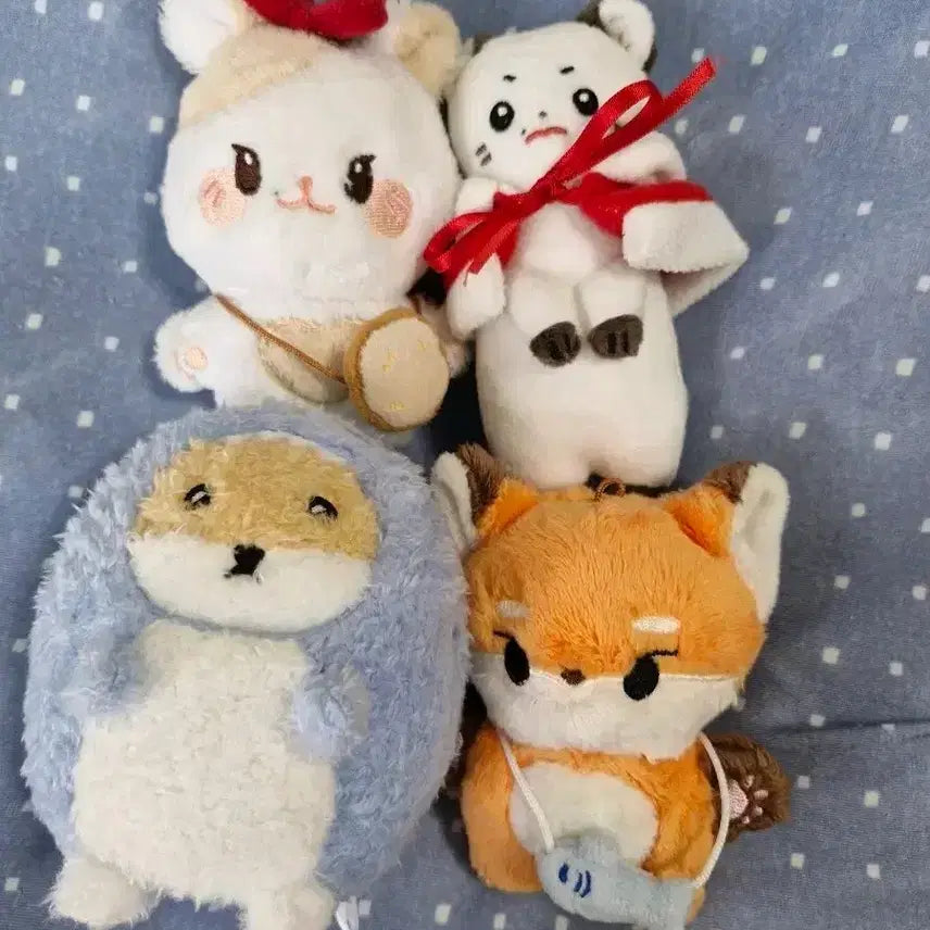 [BUNJANG] MONSTA X Kihyun Doll Bundle Set with Toploader (Includes Official Photocard) / 몬엑 기현 인형+인형 탑로더(공식 포카 포함) 일괄 판매