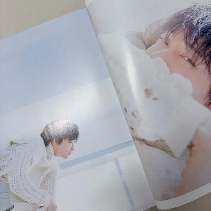 [BUNJANG] Ayano Go +act. Magazine March 2020 Issue / 아야노고 잡지 +act 2020 3월호