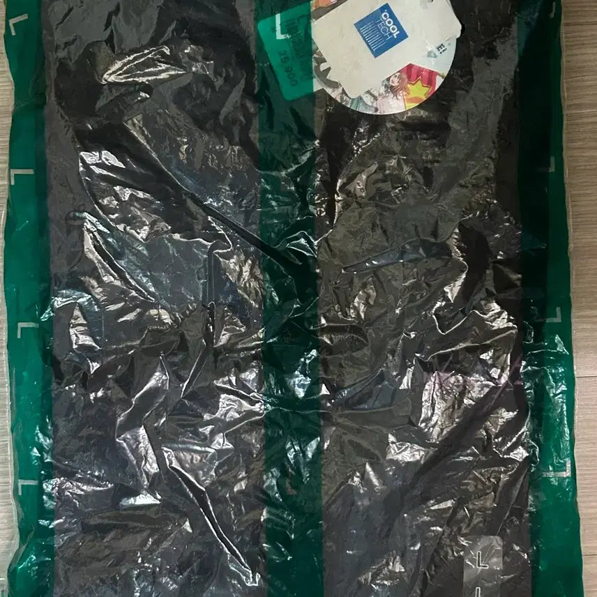 [BUNJANG] SPAO Projext Sekai Nigoh T-shirt Size L (Unsealed) / 스파오 프로세카 니고 티셔츠 L사이즈 미개봉