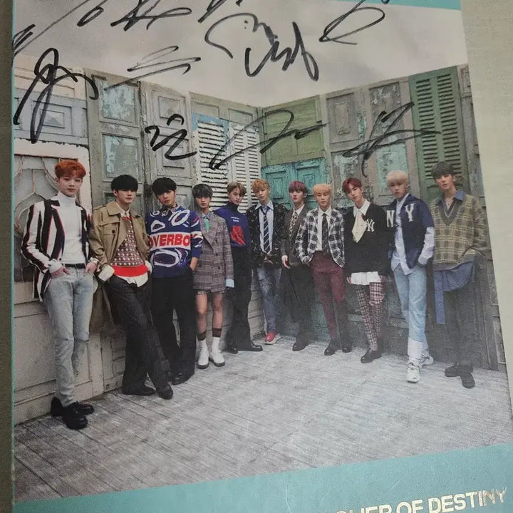 [BUNJANG] Wanna One Autographed Non-Sale Album / 워너원 친필사인 비매 엘범