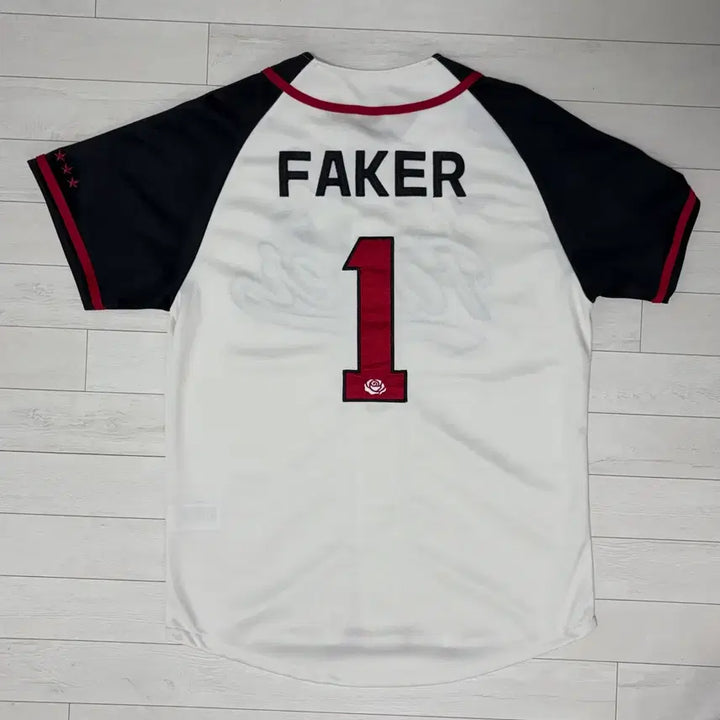 [BUNJANG] T1 Faker 2023 Birthday Uniform Jersey (Photocard Included) / T1 티원 페이커 생일 유니폼 야니폼 야구져지 포카포함