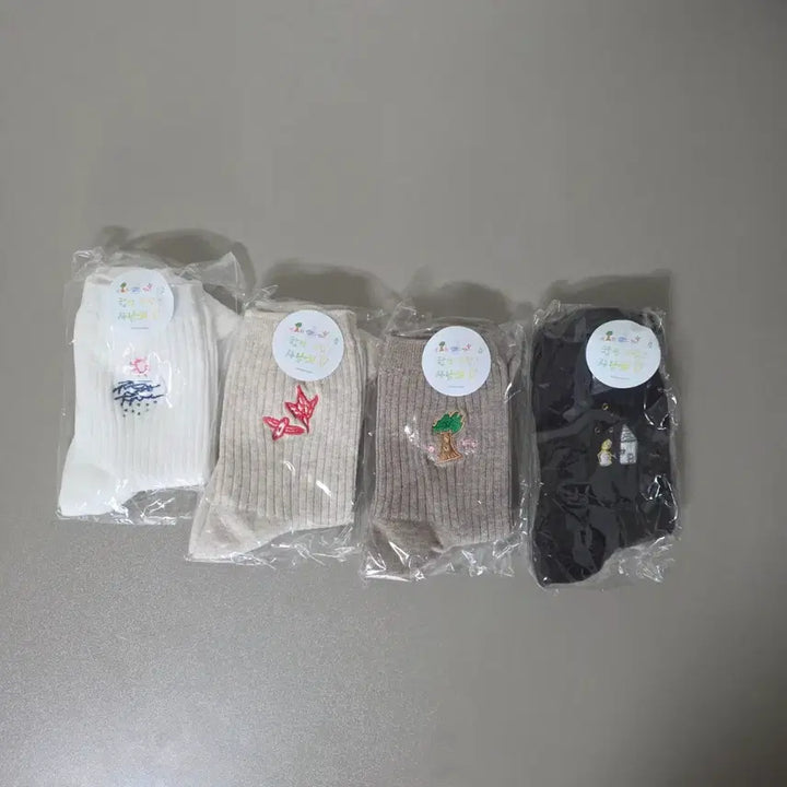 [BUNJANG] Park Ji Hoon Hand-Drawn Socks / 박지훈 손그림 양말