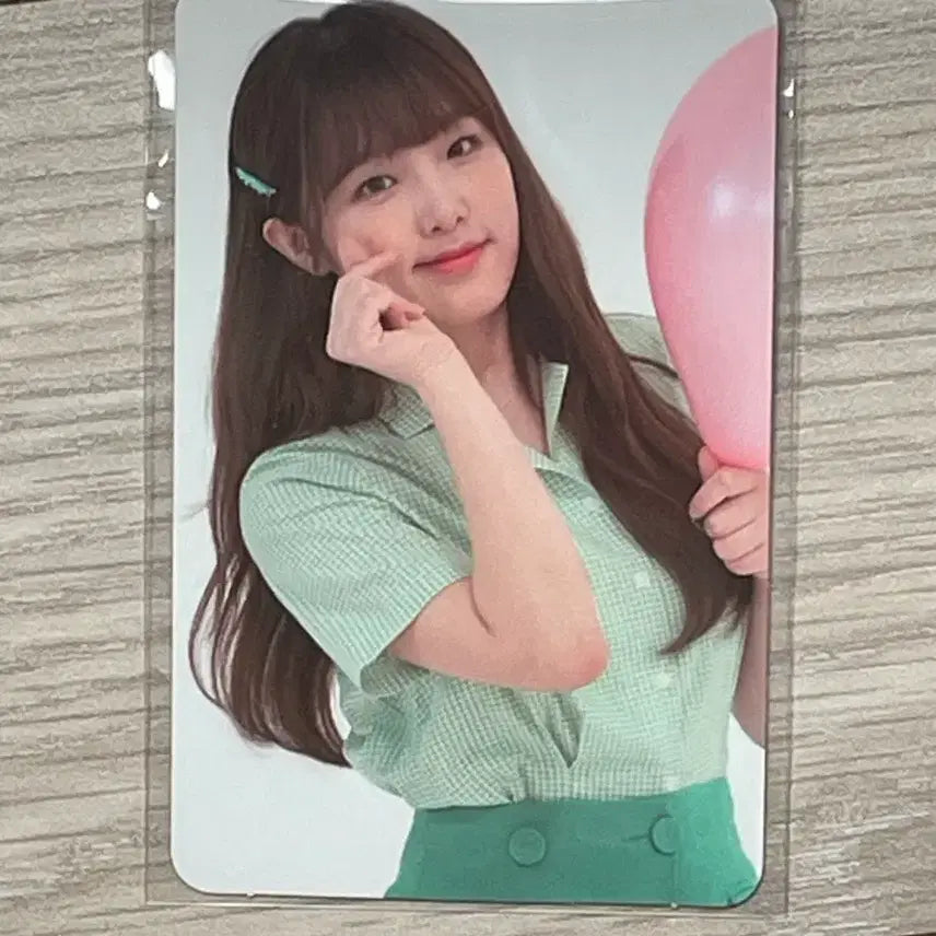 [BUNJANG] IZ*ONE IZ ON ME Movie Yena Photocard / 아이즈원 아이즈 온 미 영화 포토카드 예나