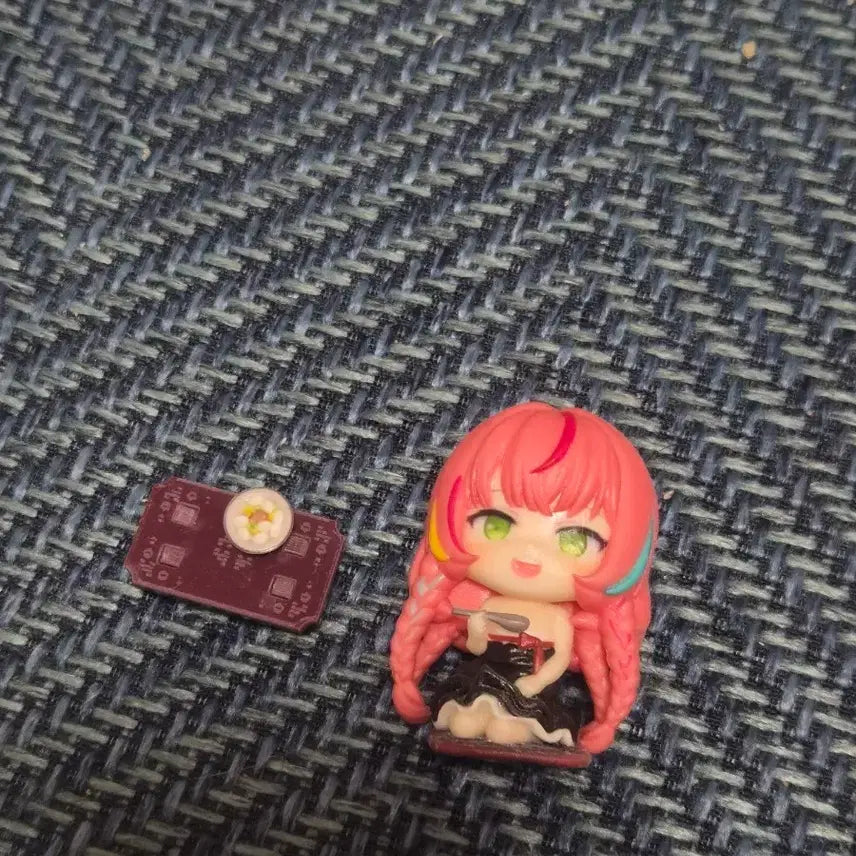 [BUNJANG] Stellive Hanako Nana Figure / 비공굿 스텔라이브 하나코나나 피규어 팔아요