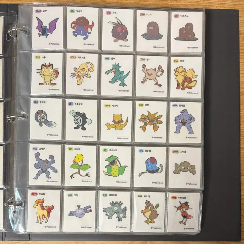 [BUNJANG] Pokemon Stickers (208 pcs) Bundle - Including Mew, Error Phantom, etc. / 포켓몬 띠부씰 208장 일괄 (뮤, 오류 팬텀 등)