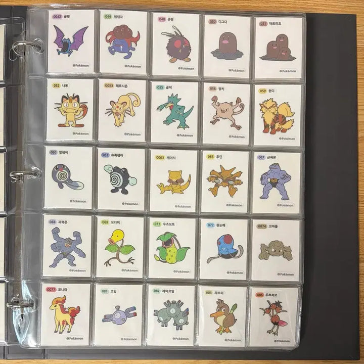 [BUNJANG] Pokemon Stickers (208 pcs) Bundle - Including Mew, Error Phantom, etc. / 포켓몬 띠부씰 208장 일괄 (뮤, 오류 팬텀 등)
