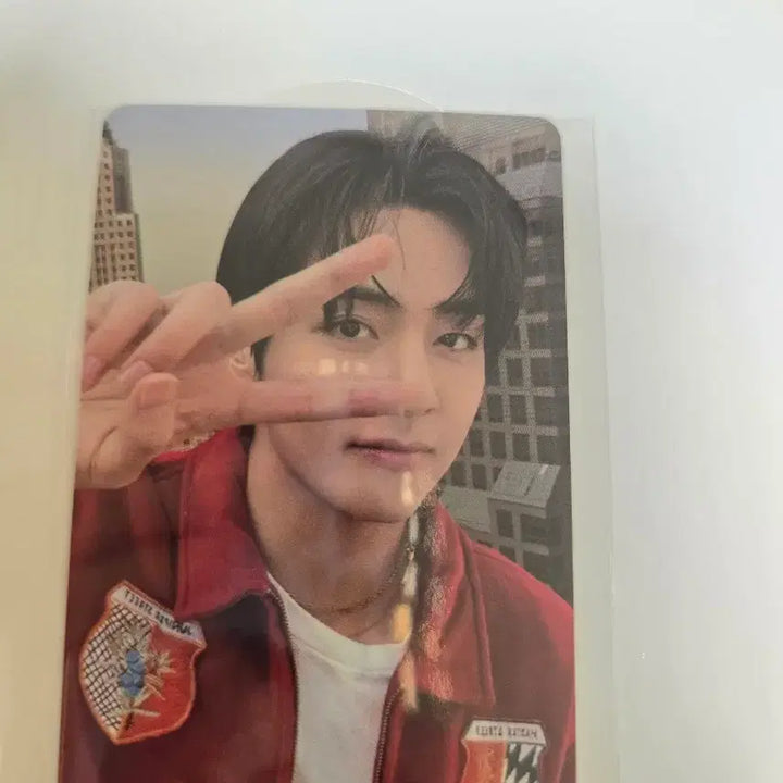 [BUNJANG] BTS Arirang Europe Lucky Draw Taehyung (V) Photocard / BTS 아리랑 유럽 마드리드 럭드