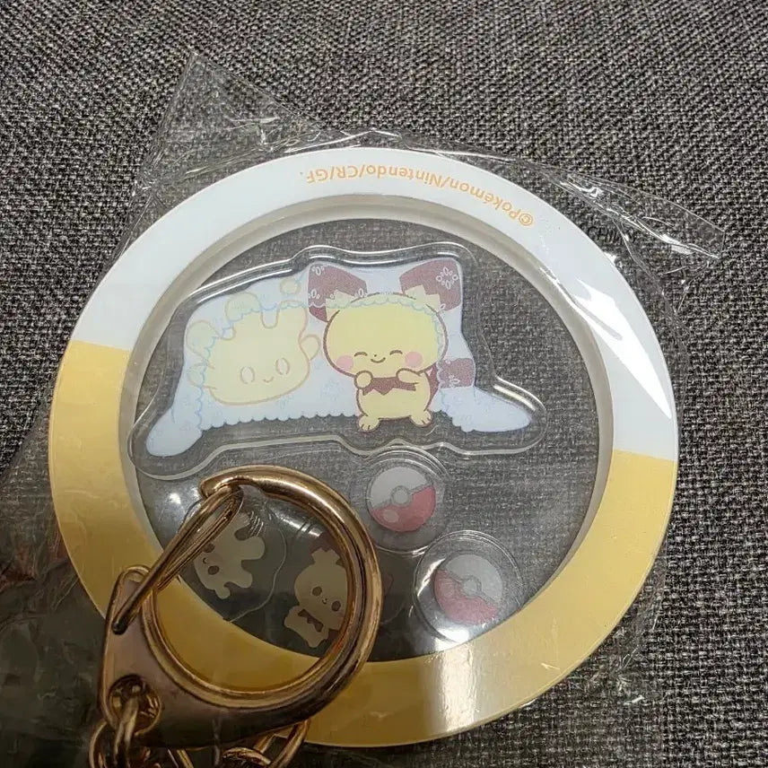 [BUNJANG] Pokemon Pichu Wobbly Acrylic Keyring / 포켓몬스터 흔들흔들 아크릴 키링 피츄