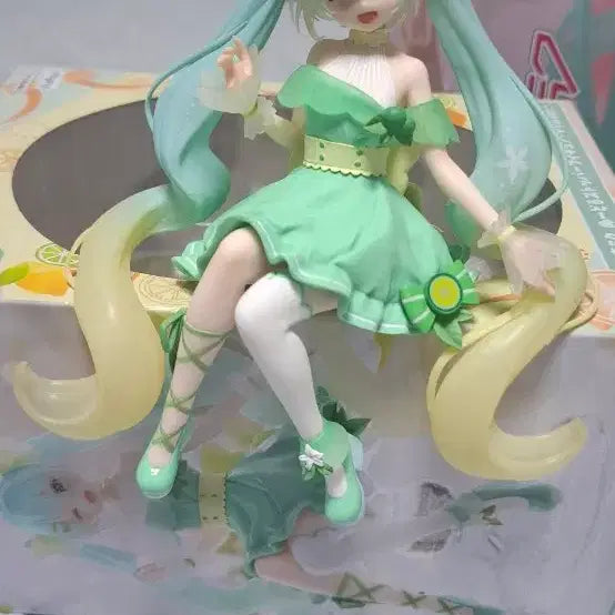 [BUNJANG] Vocaloid Hatsune Miku FuRyu Ramen Noodle Stopper Figure / 하츠네미쿠 후류 라임 누들스토퍼 판매합니다