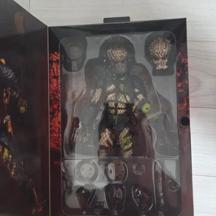 [BUNJANG] NECA Predator 2 Battle Damage City Hunter Action Figure / 네카 프레데터2 배틀 데미지 시티헌터
