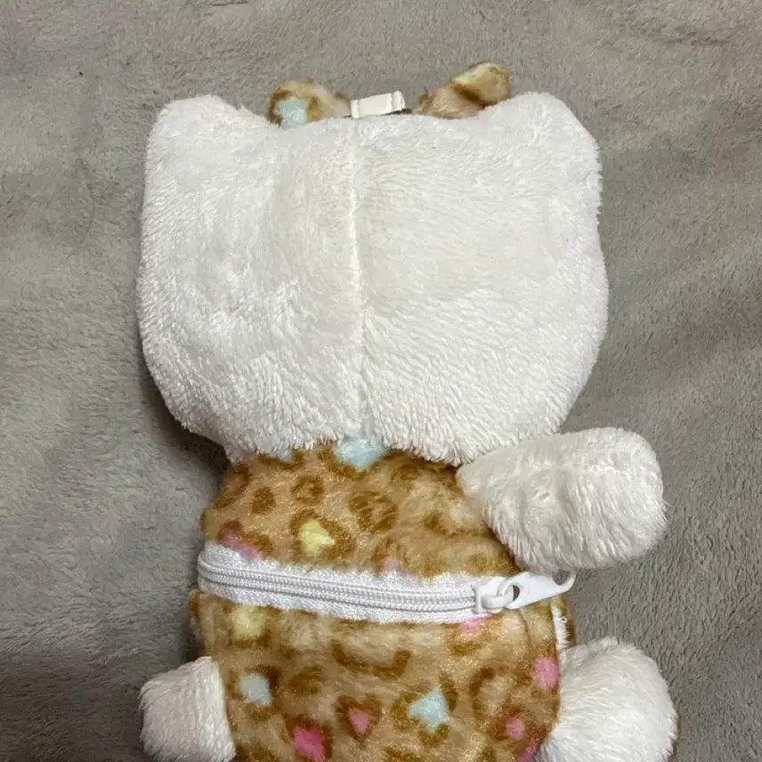[BUNJANG] Hello Kitty Leopard Plush Pouch Rare Item / 키티 레오파드 인형 파우치 레어템 로즈보아