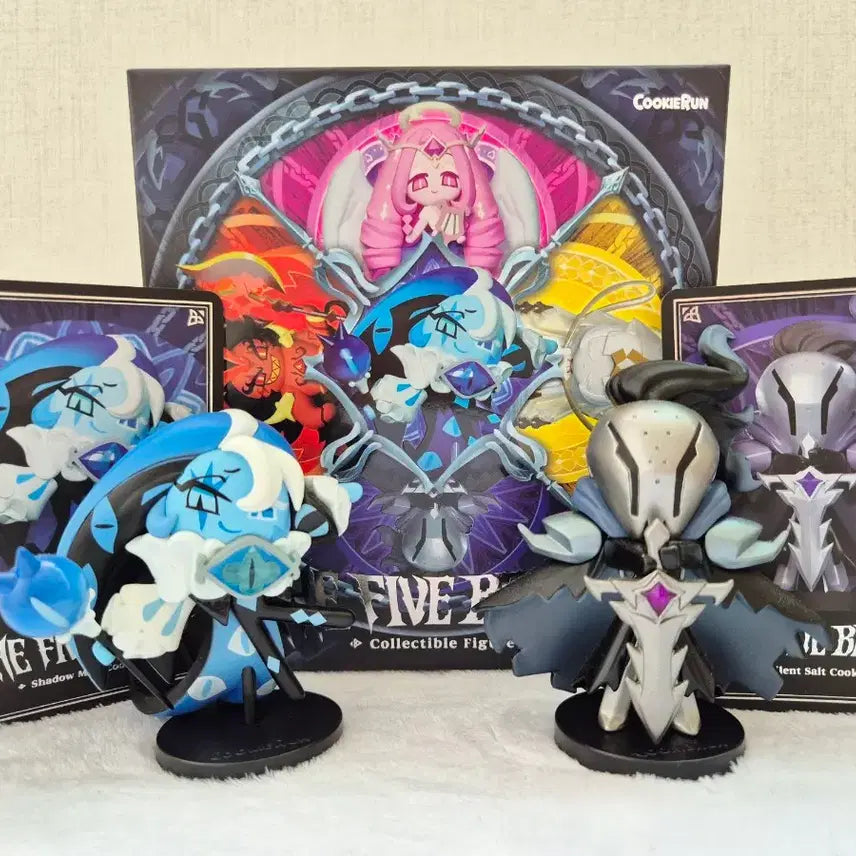 [BUNJANG] Cookie Run Kingdom Shadow Milk Cookie &amp; Silent Salt Cookie Collectible Figure Set / 쿠키런 킹덤 쉐도우밀크 쿠키&amp;사일런트솔트 쿠키 피규어