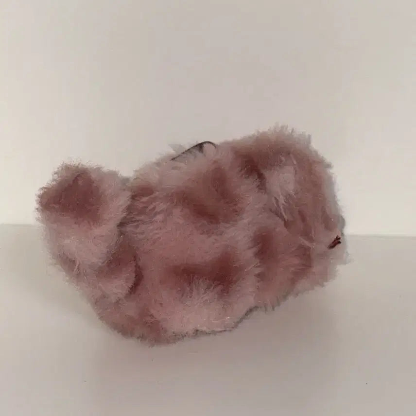 [BUNJANG] Pop Mart Crybaby Pink Leopard Keychain / 팝마트 크라이베이비 핑크호피 키링 (반택포)