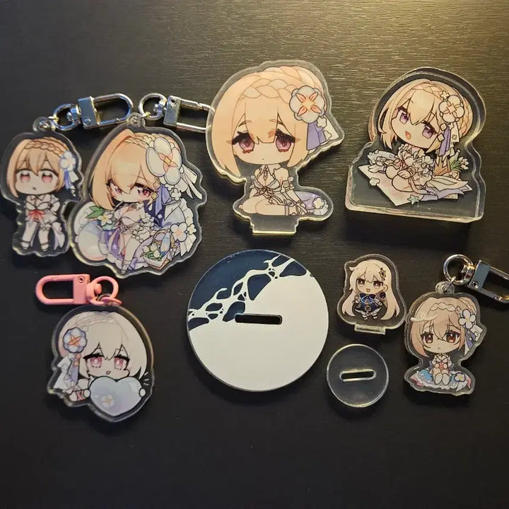 [BUNJANG] Eternal Return Eva Goods Acrylic Stand &amp; Keychain Set / 이터널리턴 이바 굿즈 팝니다 (이리 이바)