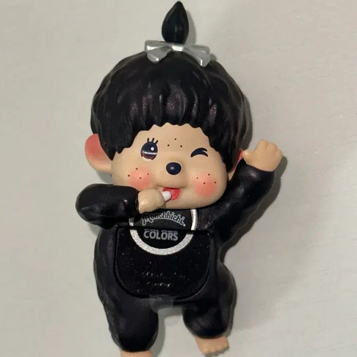 [BUNJANG] Monchhichi Hyper Colors Wink Secret Black / 몬치치 히퍼 컬러즈 윙크 시크릿 검은색
