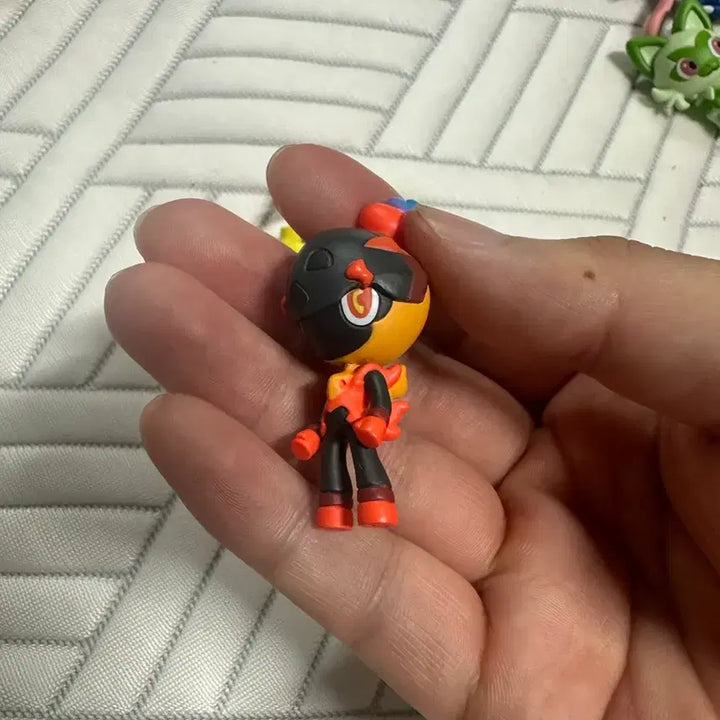 [BUNJANG] Pokemon Moncolle Charizard &amp; Cardynarmar Set / 포켓몬피규어 카르본 카디나르마 세트 몬콜레