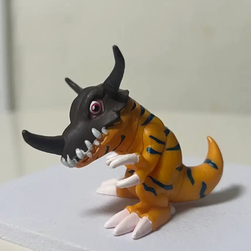 [BUNJANG] Greymon Gashapon Figure / 그레이몬 가샤퐁 피규어