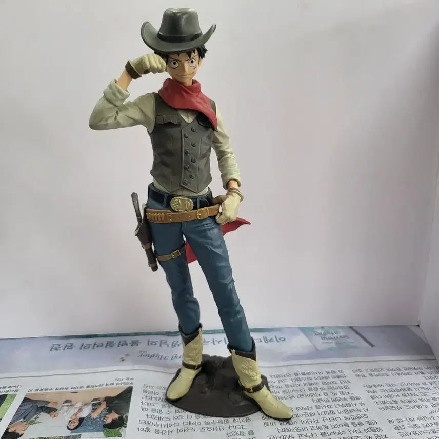 [BUNJANG] One Piece Luffy Cowboy Outfit Figure / 원피스 루피 피규어 카우보이 복장