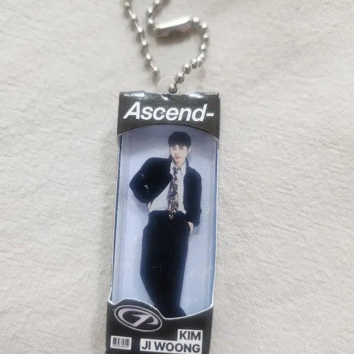 [BUNJANG] Ascend Kim Ji Woong Keyring / Ascend-키링 김지웅