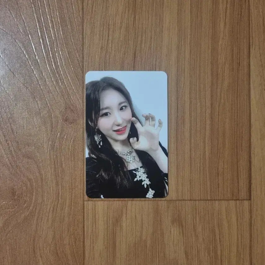 [BUNJANG] IZ*ONE FIESTA I AM Lee Chaeyeon Photocard / 아이즈원 피에스타 I AM 이채연 포토카드 (포카)