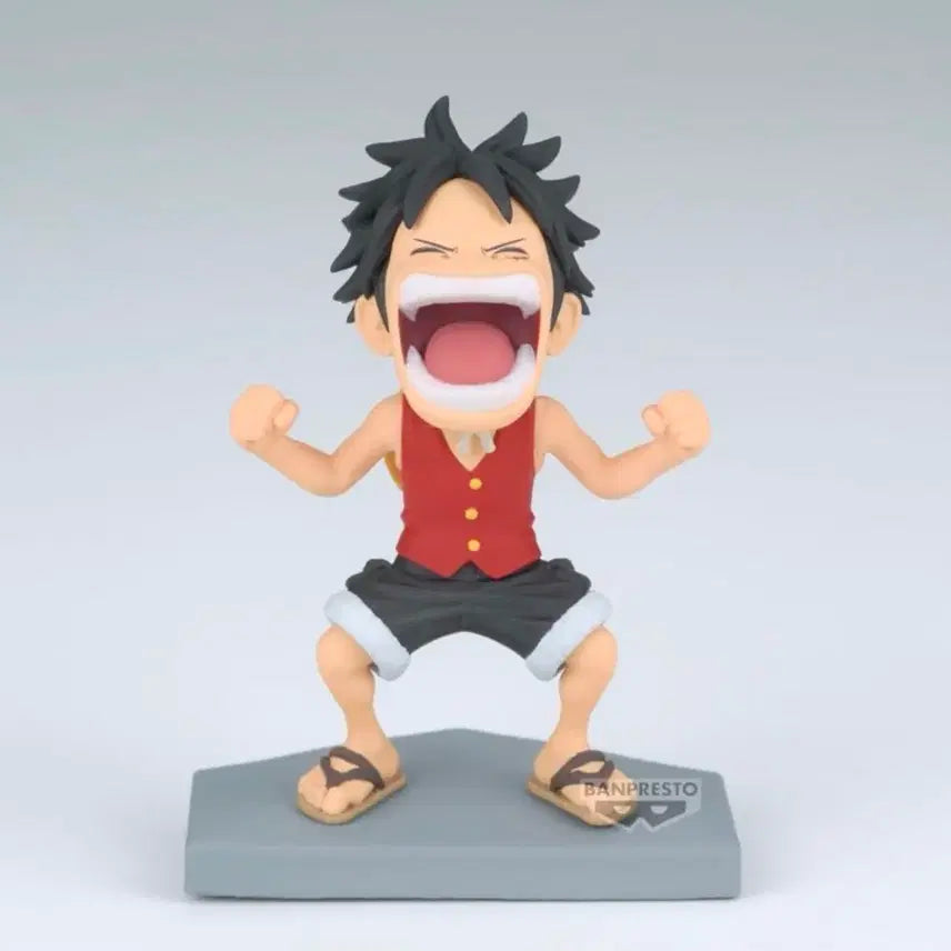 [BUNJANG] One Piece World Collectable Monkey D. Luffy &amp; Nico Robin Figure (Sealed) / 원피스 월드콜렉터블 몽키 D 루피 &amp; 니코로빈 미개봉