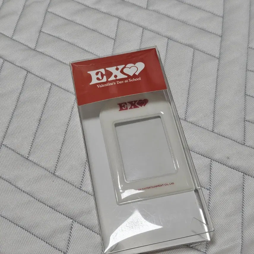[BUNJANG] EXO Suho ID Card Holder Set / EXO 수호 ID카드 홀더 (증명사진2장+홀더 구성)