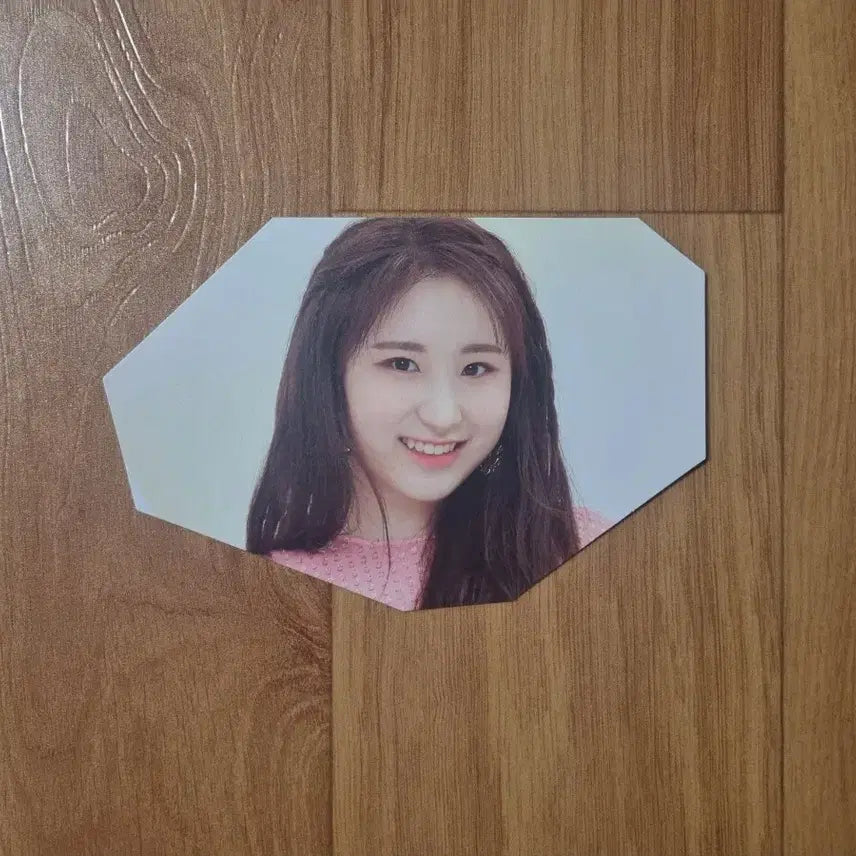 [BUNJANG] IZ*ONE Fiesta I WAS Chaeyeon Polygonal Postcard / 아이즈원 피에스타 I WAS 이채연 다각형 엽서