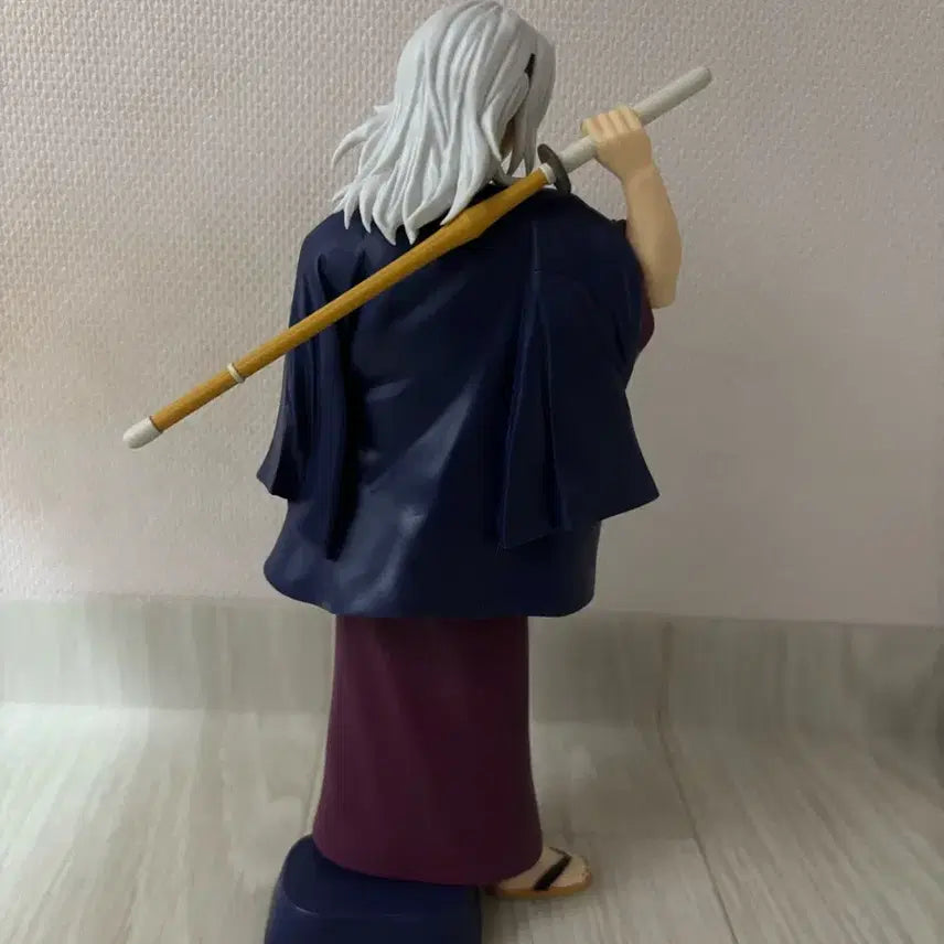 [BUNJANG] Demon Slayer Tengen Uzui Figure / 귀멸의칼날 우즈이텐겐 피규어