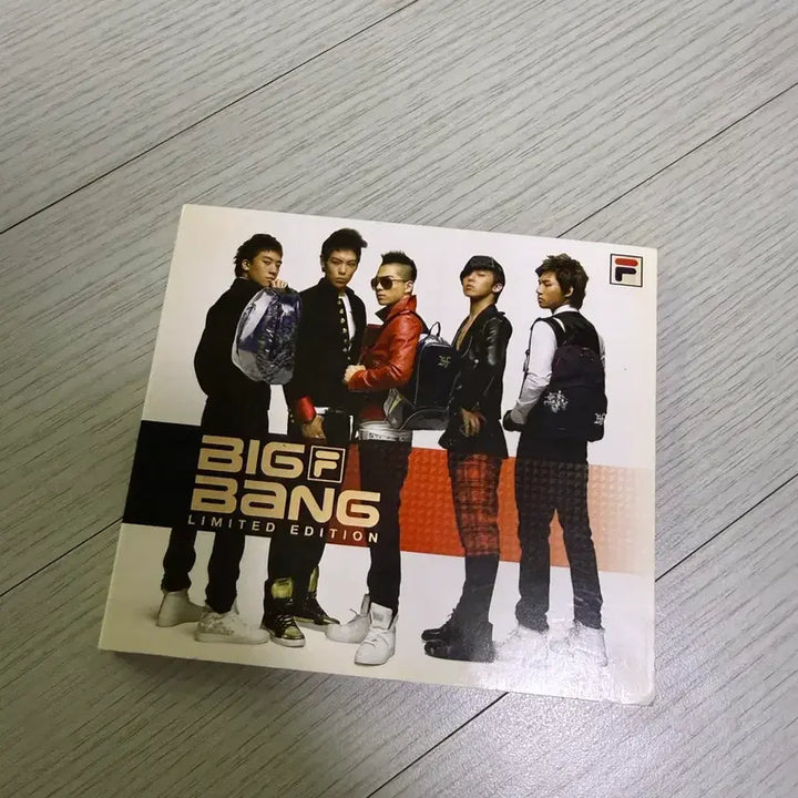 [BUNJANG] Big Bang Fila Limited Edition CD / 빅뱅 Fila 휠라 한정판 CD  판매
