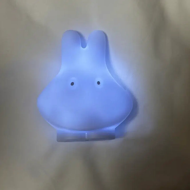[BUNJANG] Miffy Gachapon Light (Working) / 미피 가챠 라이트(불켜짐)