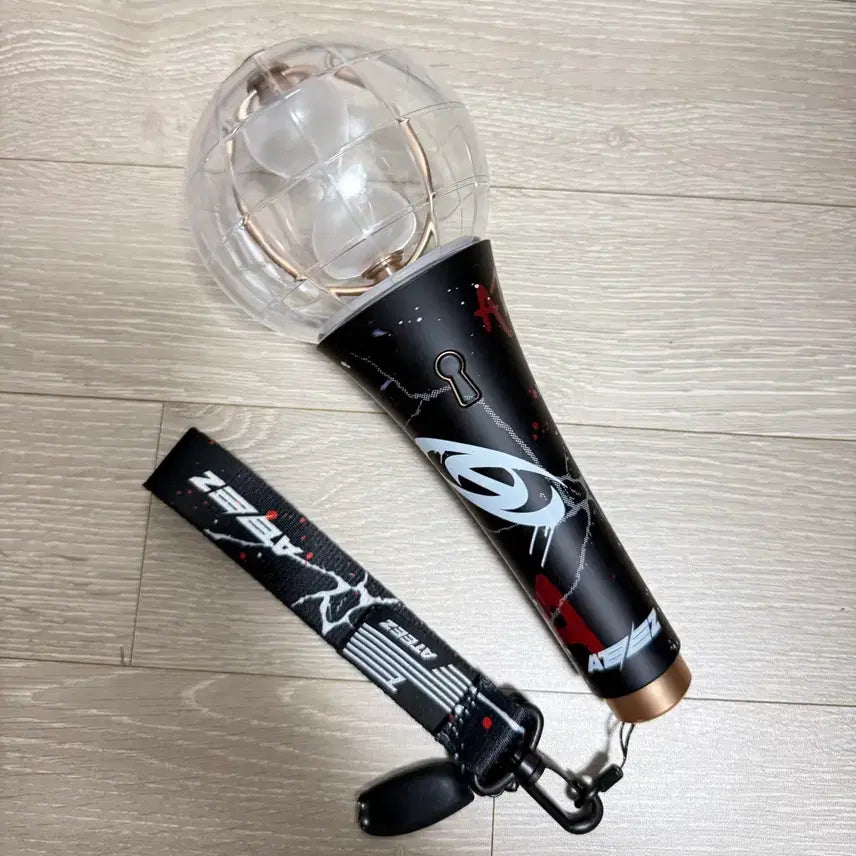 [BUNJANG] Ateez Lightiny Ver.2 Bundle Set (Lightstick Cover + Strap) / 에이티즈 응원봉 라이티니2 + 바디스틱 커버 + 스트랩 세트