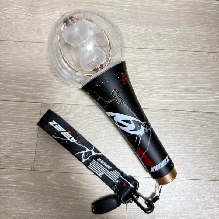 [BUNJANG] Ateez Lightiny Ver.2 Bundle Set (Lightstick Cover + Strap) / 에이티즈 응원봉 라이티니2 + 바디스틱 커버 + 스트랩 세트