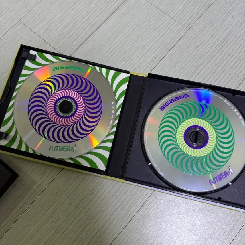 [BUNJANG] BIGBANG Japan Number 1 Limited Edition Album / 빅뱅 BIGBANG 일본 넘버원 앨범판매 (한정판)