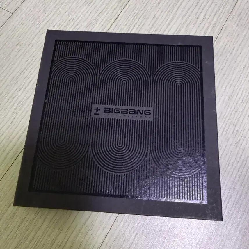 [BUNJANG] BIGBANG 2011 Calendar / 빅뱅 BIGBANG 2011 캘린더