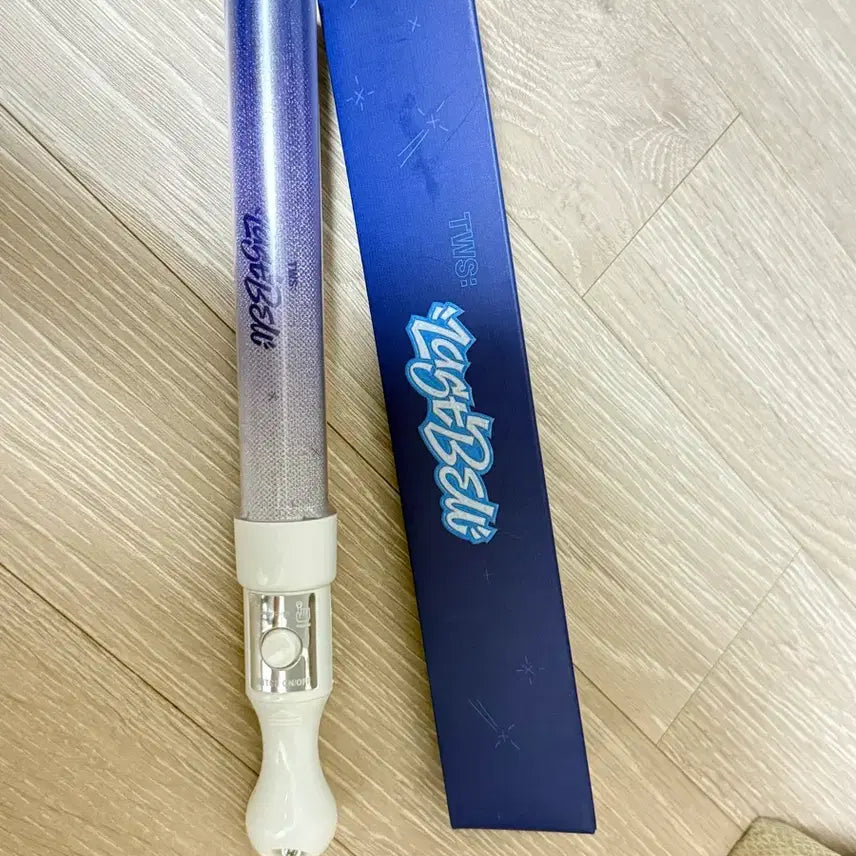 [BUNJANG] TWS Last Festival Temporary Lightstick / 투어스 마지막축제 라스트벨 임시응원봉