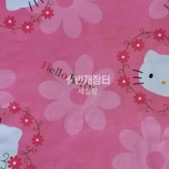 [BUNJANG] Sanrio Hello Kitty Daisy Waterproof Table Mat/Desk Mat / 고전키티 데이지 식탁/데스크 방수매트 완제품[미품/초희귀템]