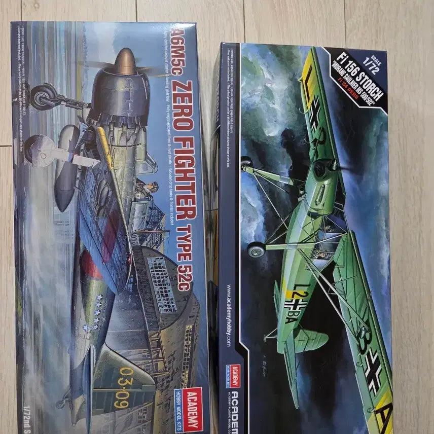 [BUNJANG] Academy 1/72 Aero Plastic Model Kit: Shturmovik &amp; Zero / 아카데미 1/72 에어로 프라모델 슈토르히&amp;제로