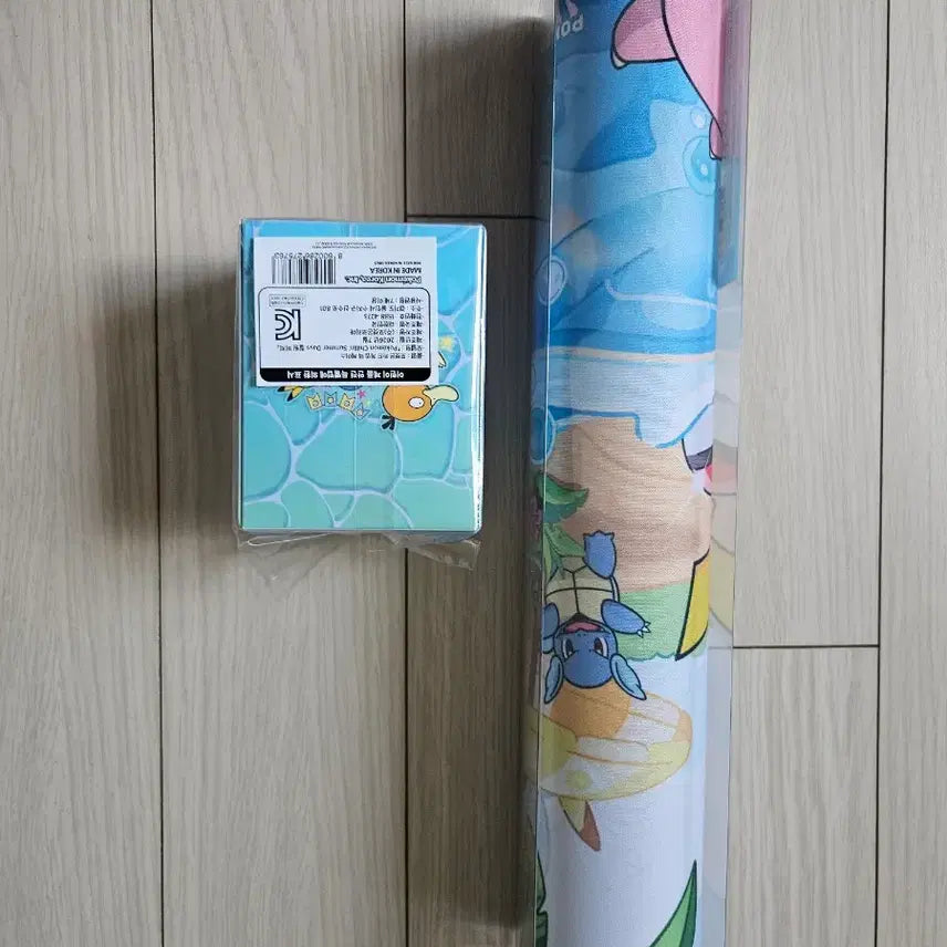 [BUNJANG] Pokémon Card Busan Pop-up Chilling Beach Playmat &amp; Deck Case Set (2 Types) / 포켓몬 카드 부산팝업 칠링비치 플레이매트 덱케이스 2종세트
