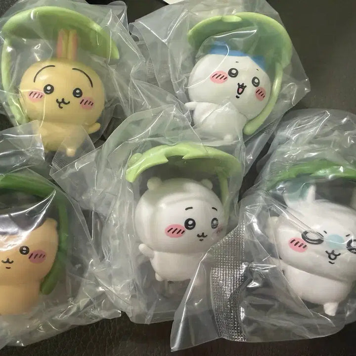 [BUNJANG] Cheekawa Umbrella Figure Full Set (5 Figures) / 먼작귀 치이카와 우산피규어 5개 풀세트