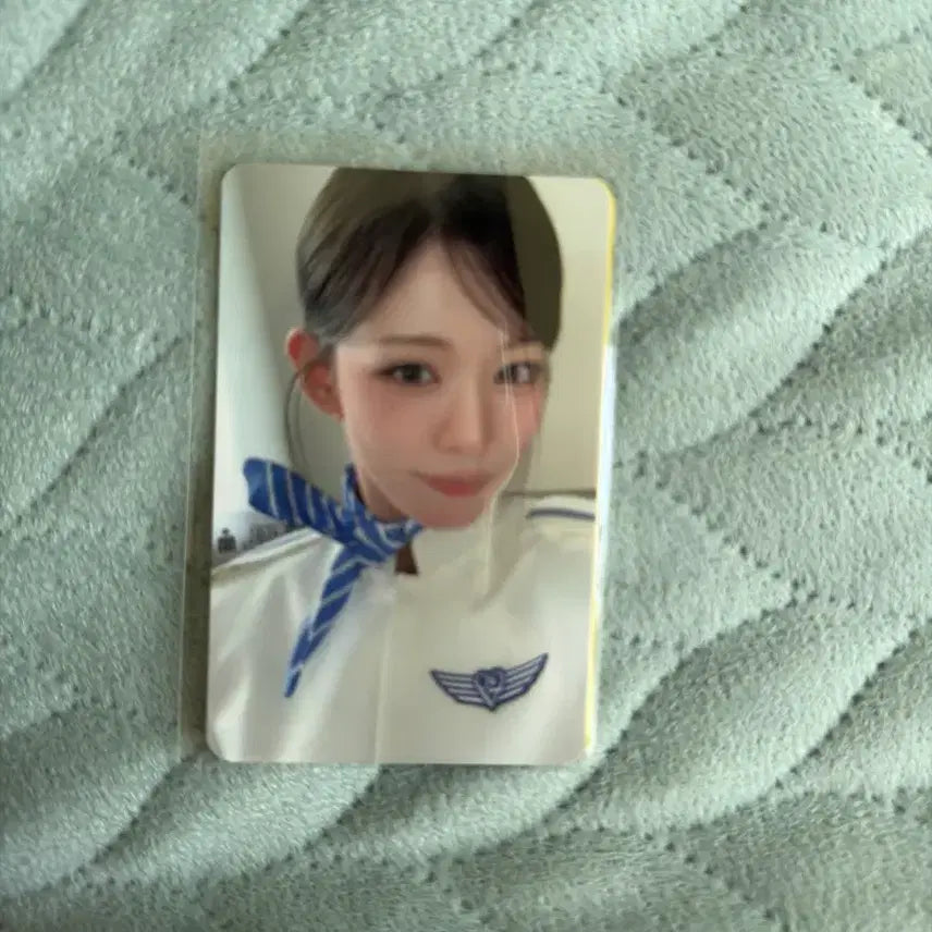 [BUNJANG] fromis_9 Glow Me Event Photocard / 프로미스나인 Glow Me 공방 포카 승무원