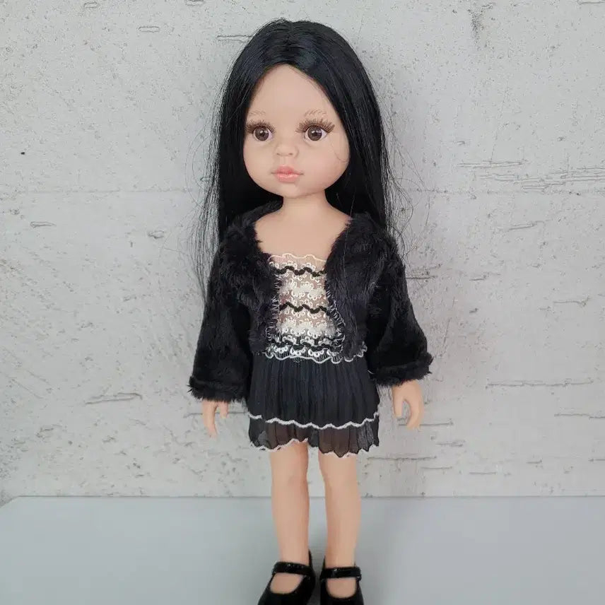 [BUNJANG] Paola Reina Doll Black Fur Coat Set / 파올라레이나 인형 블랙 퍼코트