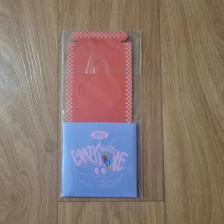 [BUNJANG] ITZY Loco Chaeryeong Standing Card + Special Card Set / 있지 ITZY 크인럽 LOCO 로코 채령 스탠딩카드+스페셜카드세트